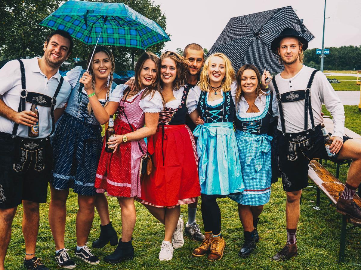 מלון מינכן Festanation Oktoberfest Camp #2 מראה חיצוני תמונה